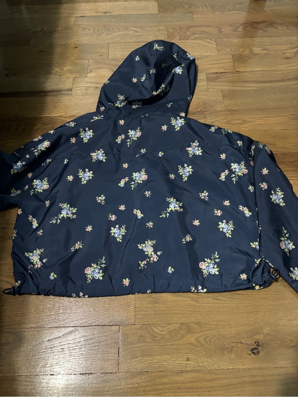 Wild Fable Navy Floral Hooded Cropped Rain Jacket - Picture 4 of 5